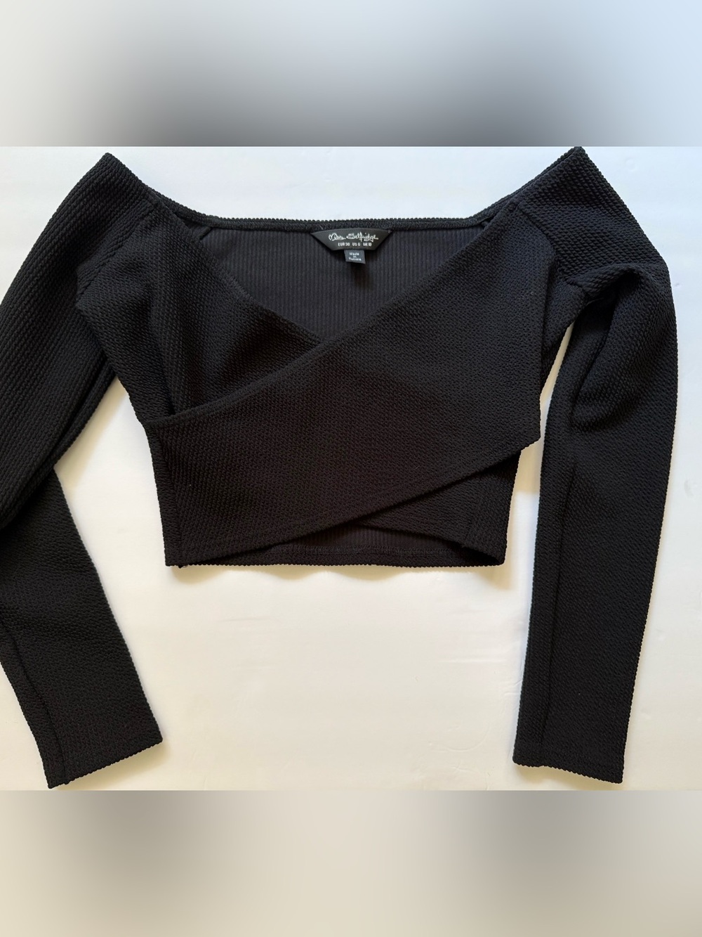 Miss Selfridge Black Off Shoulder Wrap Crop Top Textured Long Sleeve US 6